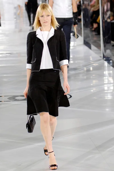 Look 55